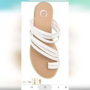 Journee Collection Consuelo Sandal Womens Flat Sandals New Size 10 Med